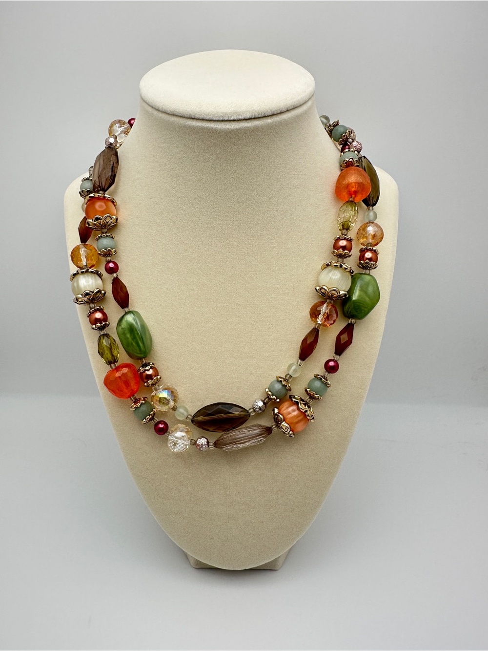 Premier Designs beaded necklace with multicolor glass and crystal beads